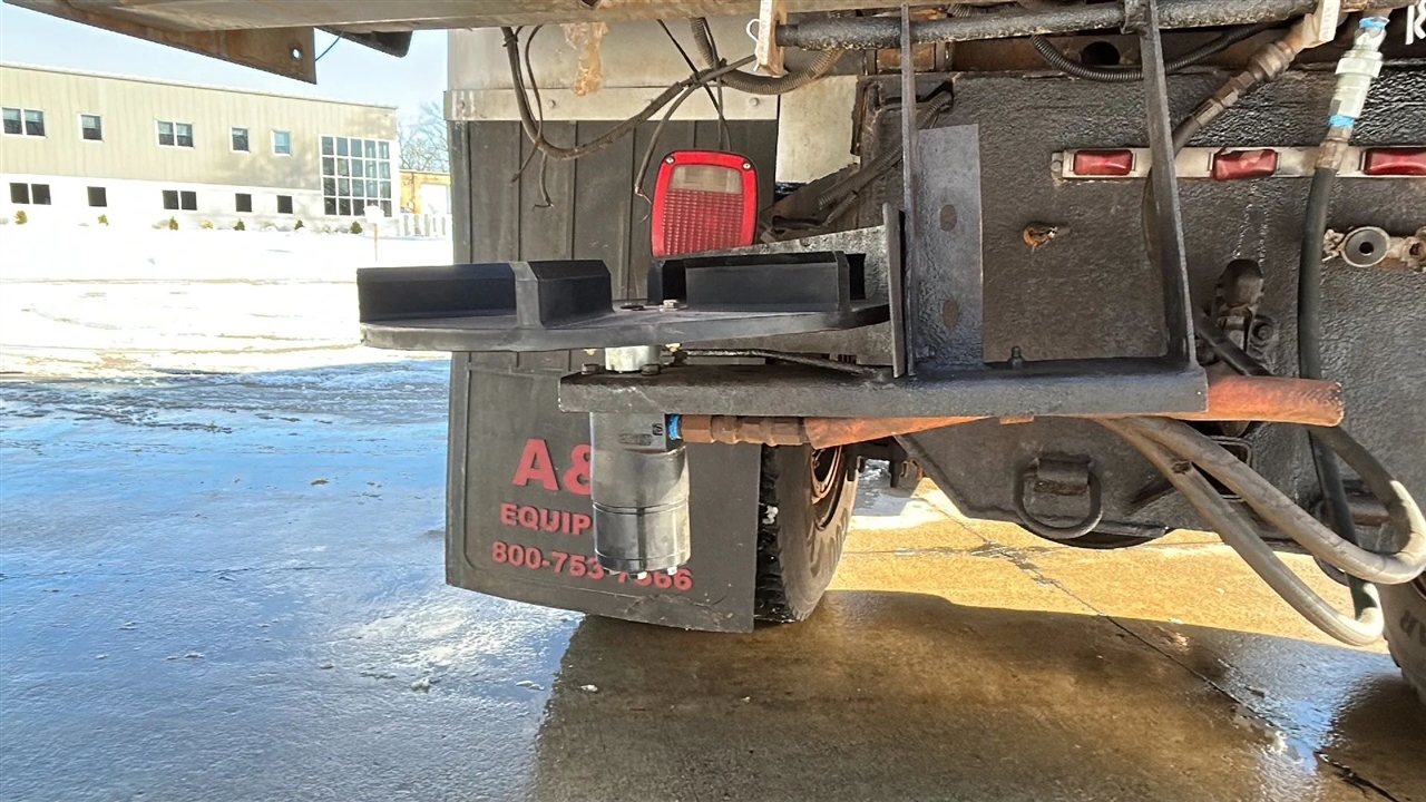 Ford F-750 Regular Cab 2WD DRW 2000