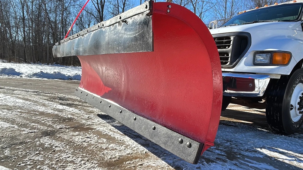 Ford F-750 Regular Cab 2WD DRW 2000