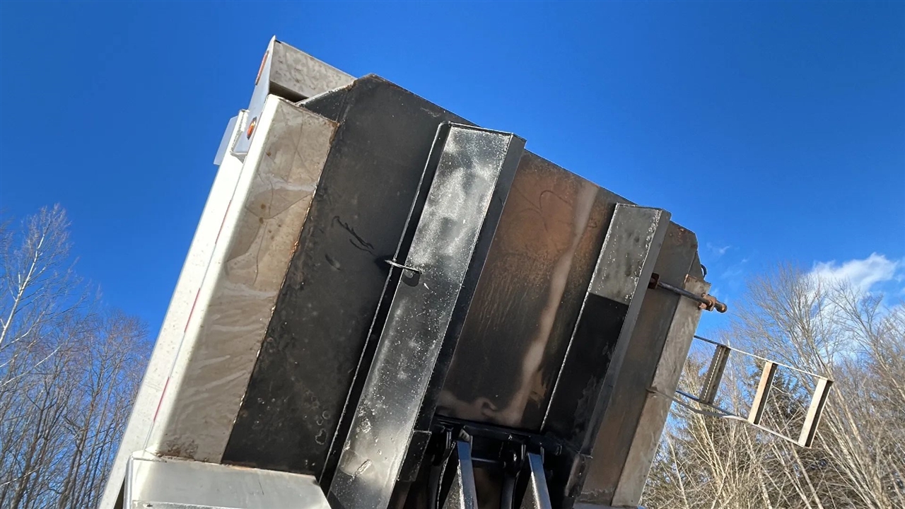 Ford F-750 Regular Cab 2WD DRW 2000