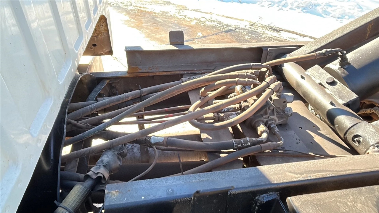 Ford F-750 Regular Cab 2WD DRW 2000