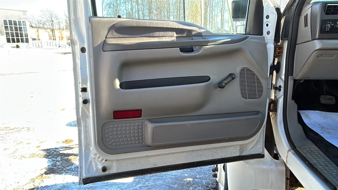 Ford F-750 Regular Cab 2WD DRW 2000