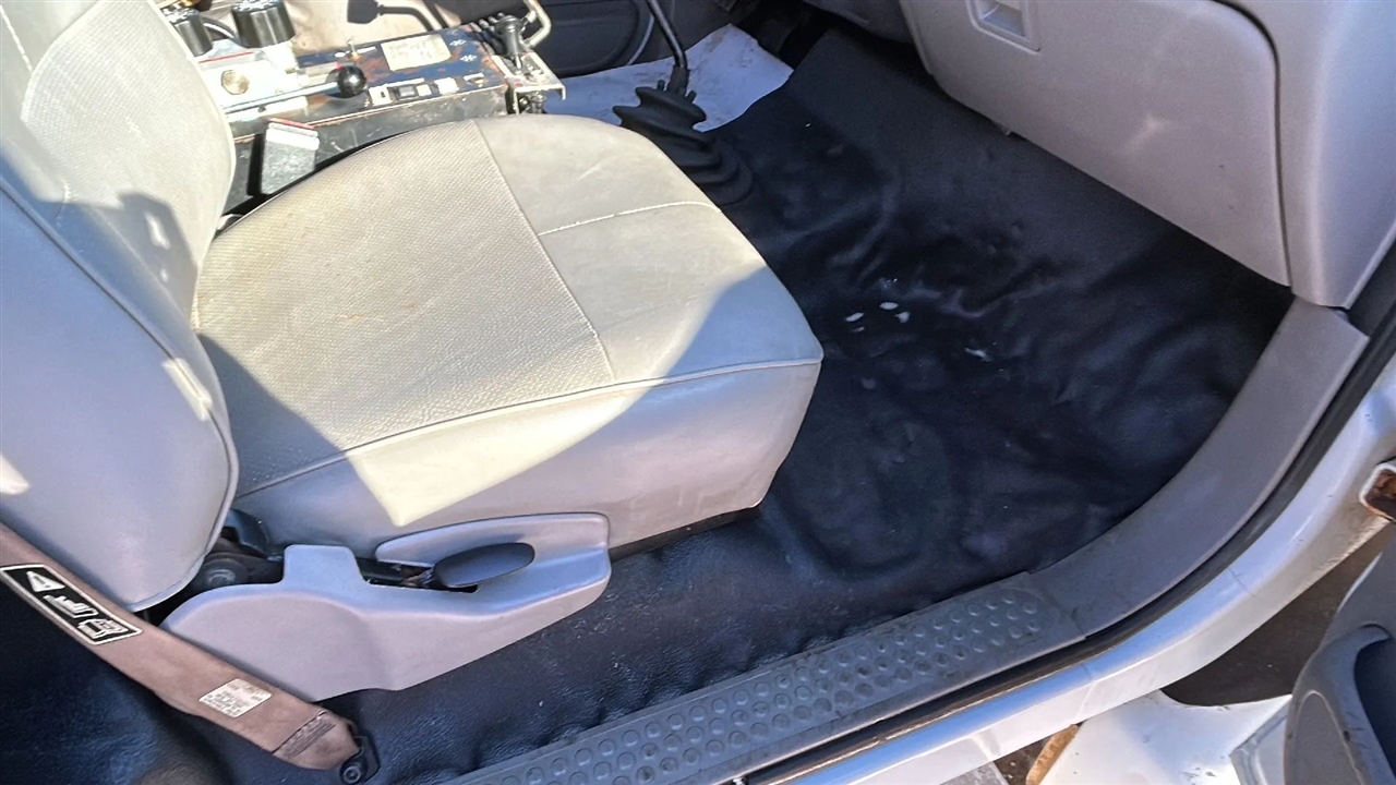 Ford F-750 Regular Cab 2WD DRW 2000