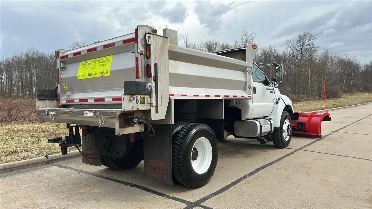 Ford F-750 Regular Cab 2WD DRW 2000