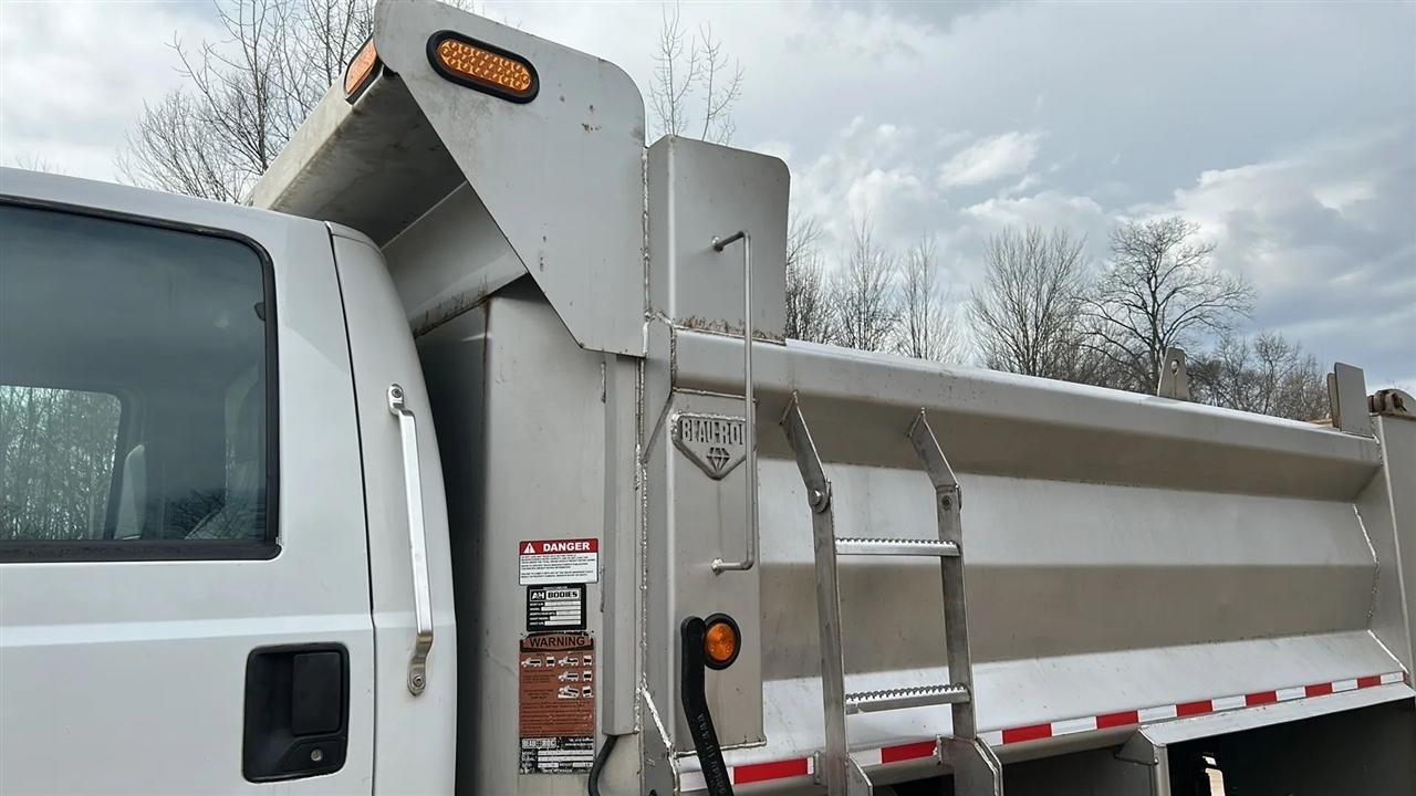 Ford F-750 Regular Cab 2WD DRW 2000