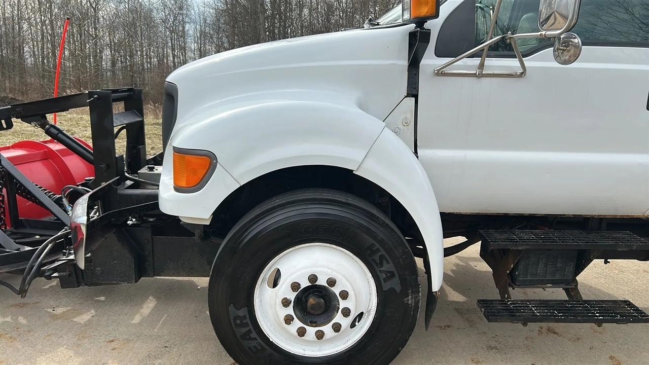 Ford F-750 Regular Cab 2WD DRW 2000