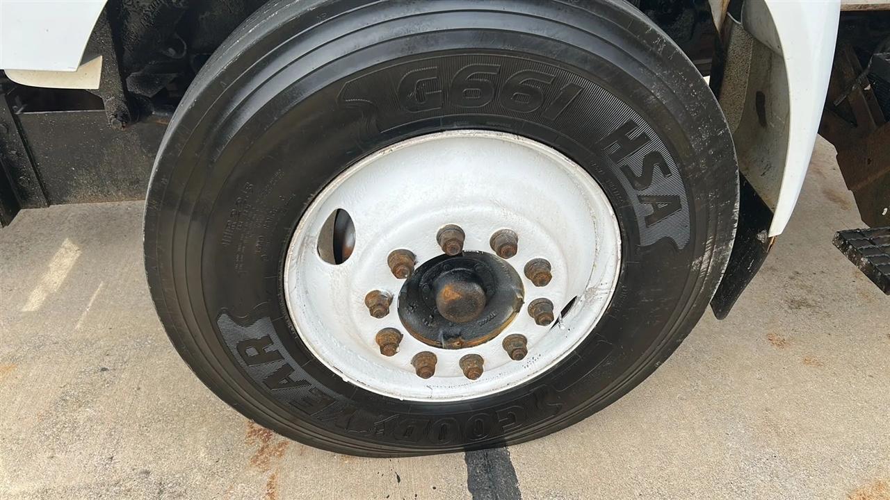 Ford F-750 Regular Cab 2WD DRW 2000