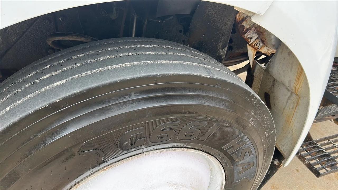 Ford F-750 Regular Cab 2WD DRW 2000