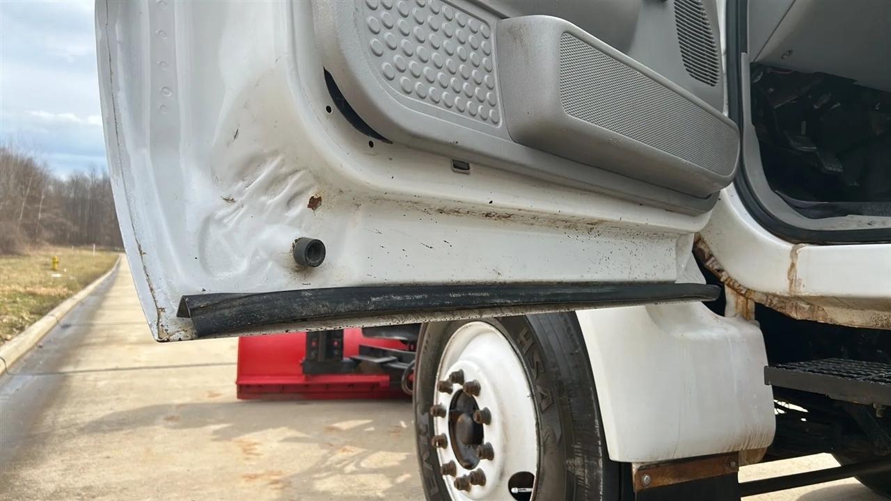 Ford F-750 Regular Cab 2WD DRW 2000