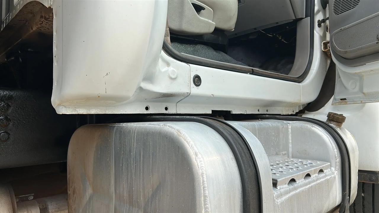 Ford F-750 Regular Cab 2WD DRW 2000