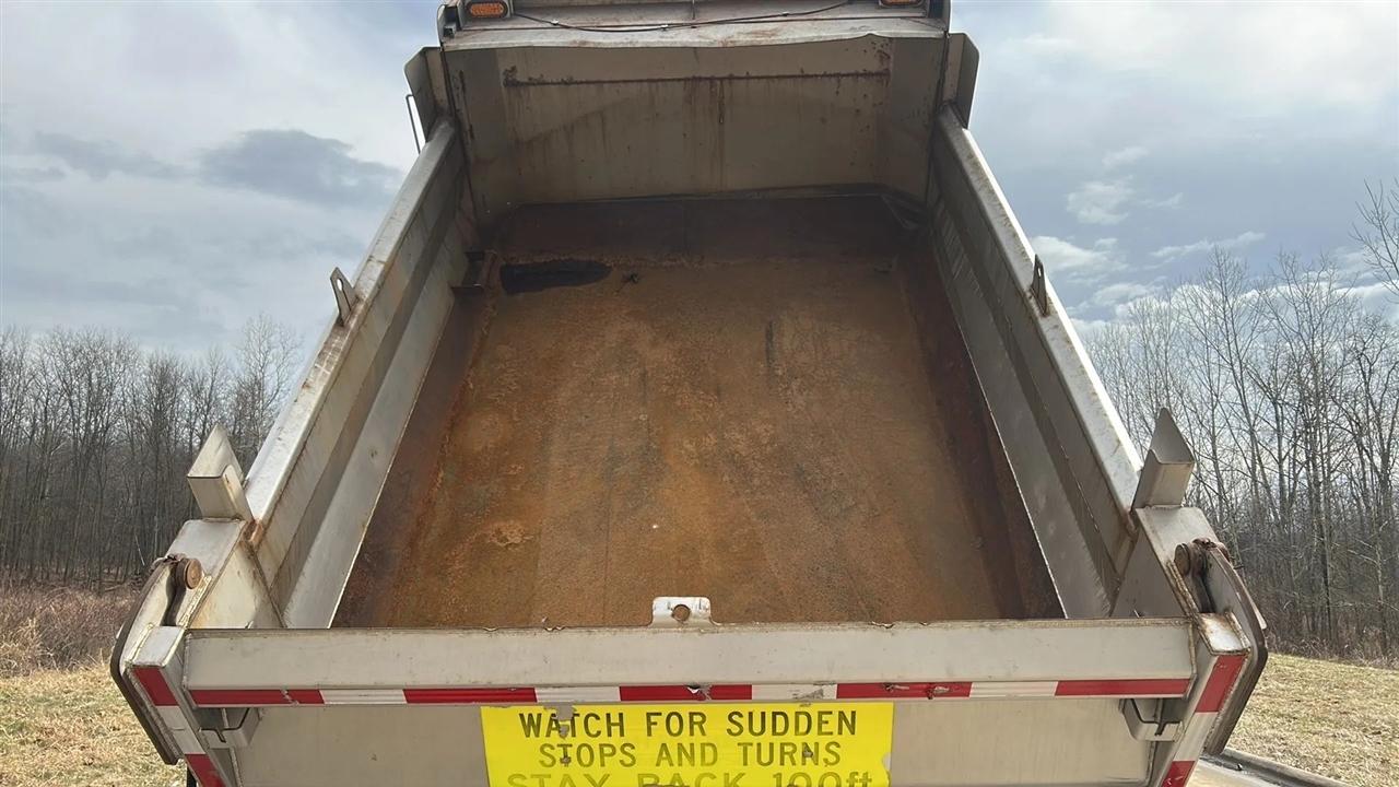 Ford F-750 Regular Cab 2WD DRW 2000