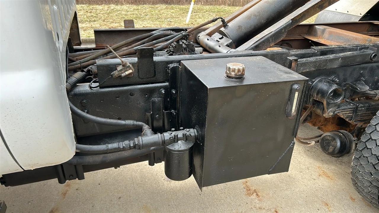 Ford F-750 Regular Cab 2WD DRW 2000