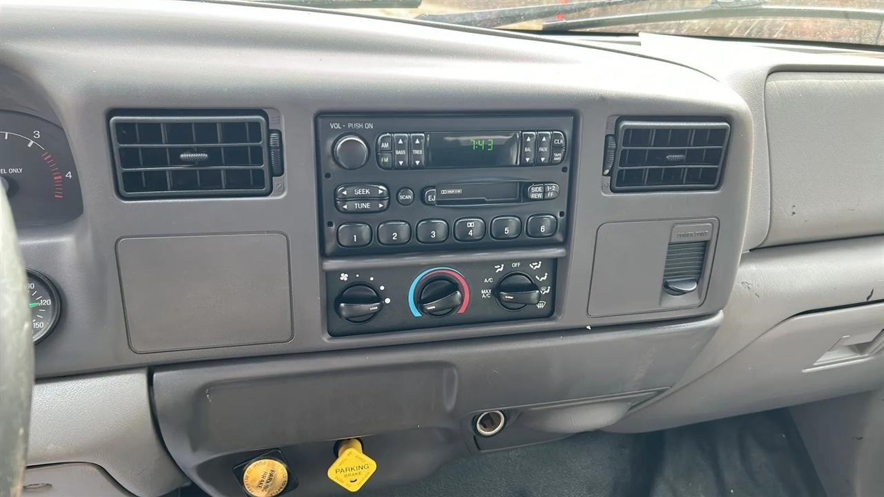 Ford F-750 Regular Cab 2WD DRW 2000