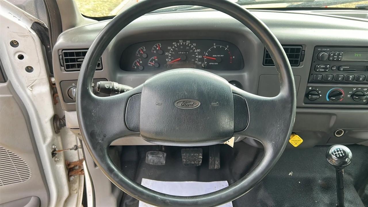 Ford F-750 Regular Cab 2WD DRW 2000