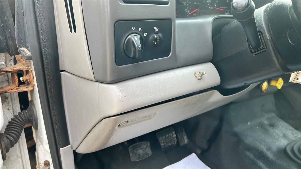 Ford F-750 Regular Cab 2WD DRW 2000