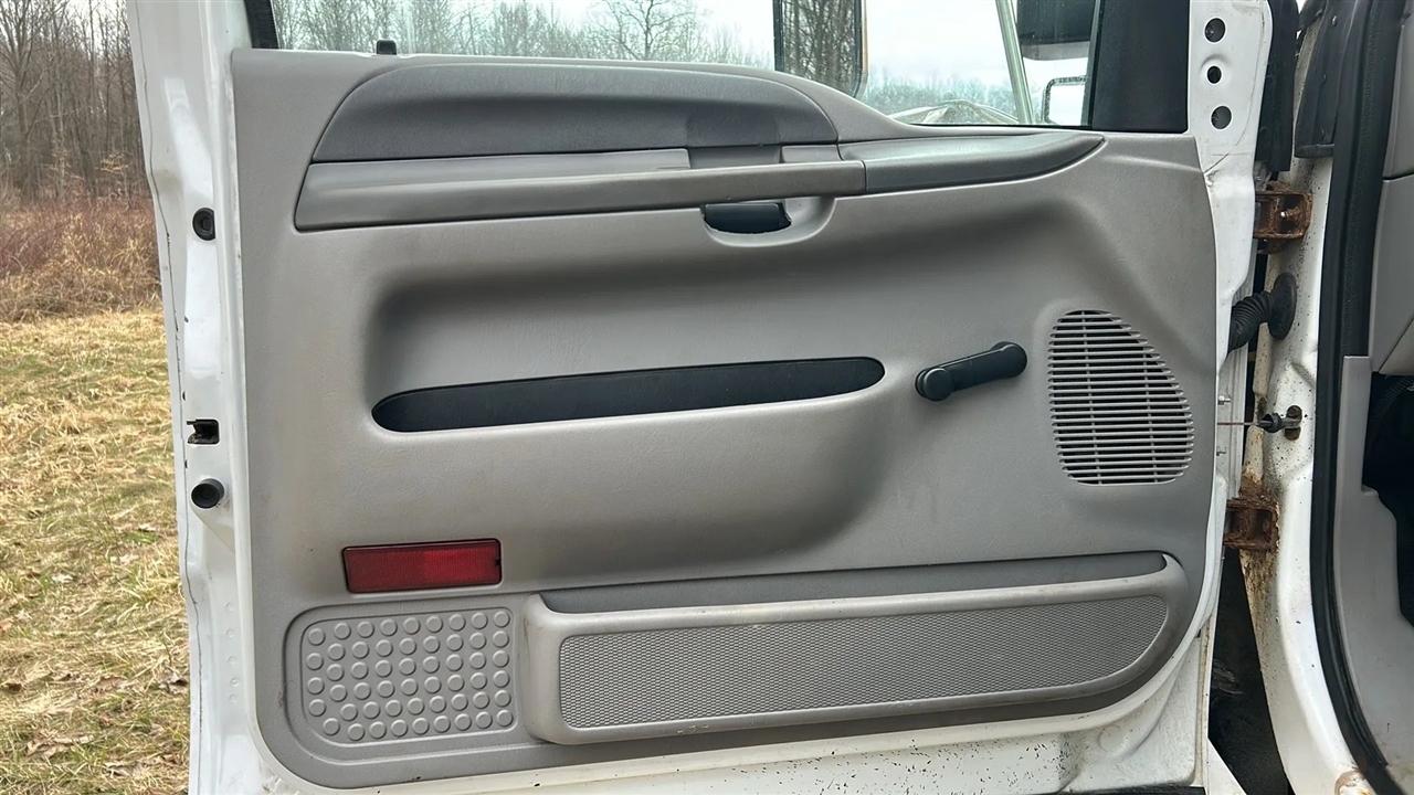 Ford F-750 Regular Cab 2WD DRW 2000