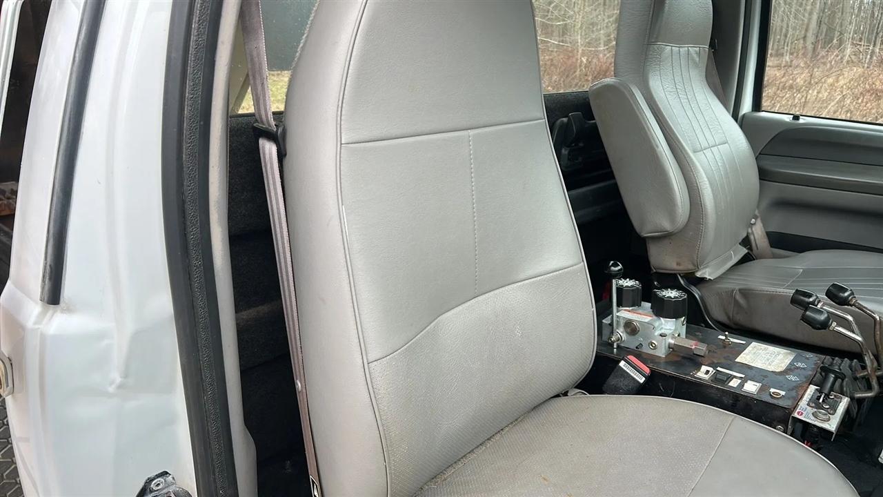 Ford F-750 Regular Cab 2WD DRW 2000