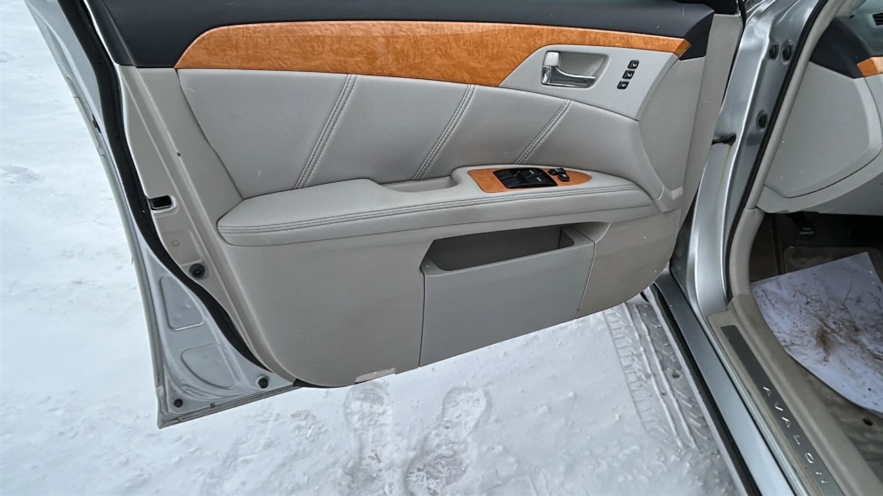 Toyota Avalon Limited 2007