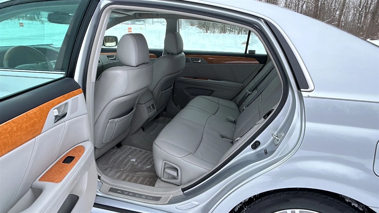 Toyota Avalon Limited 2007