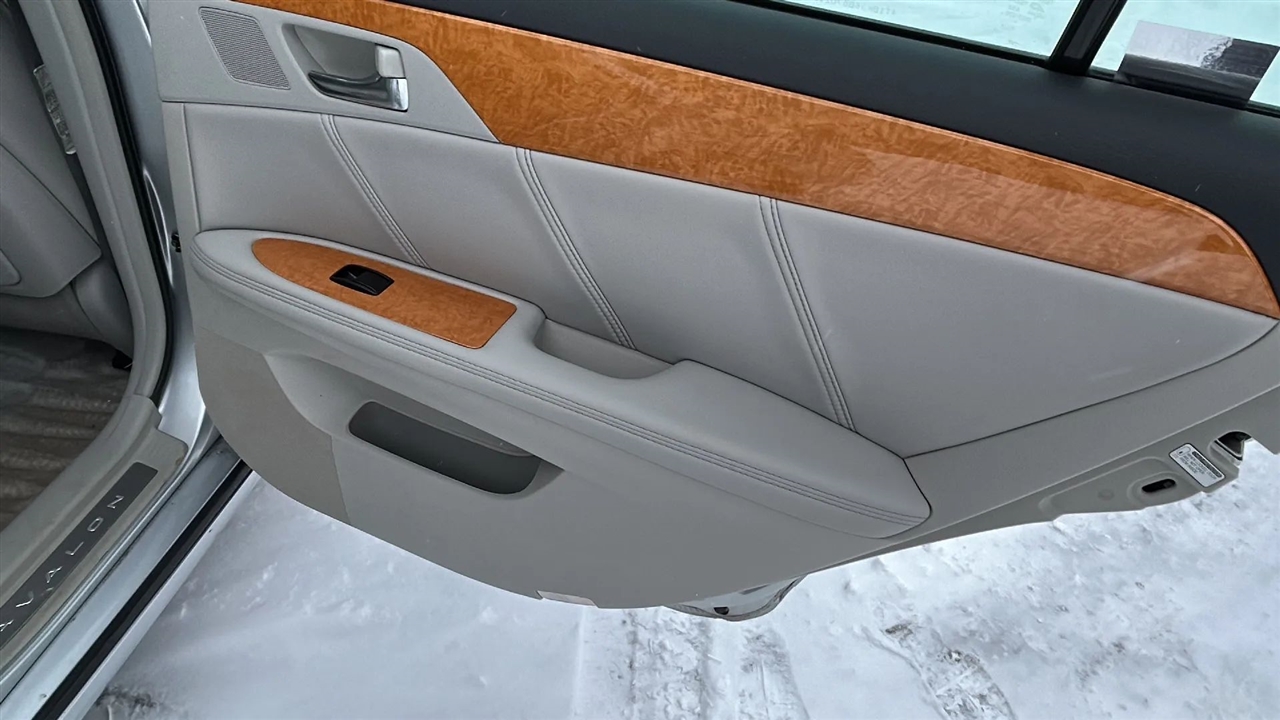 Toyota Avalon Limited 2007