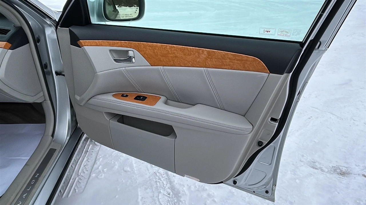 Toyota Avalon Limited 2007