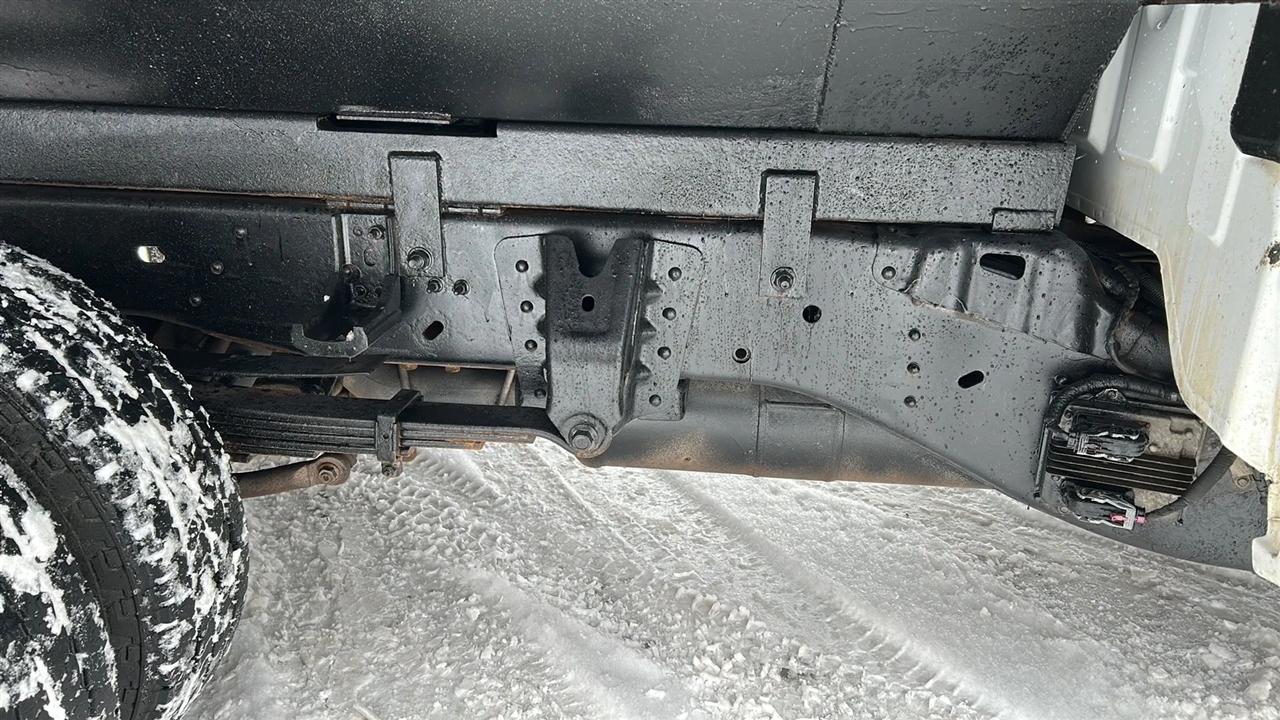 GMC Sierra 3500HD Base Long Box 4WD 2015