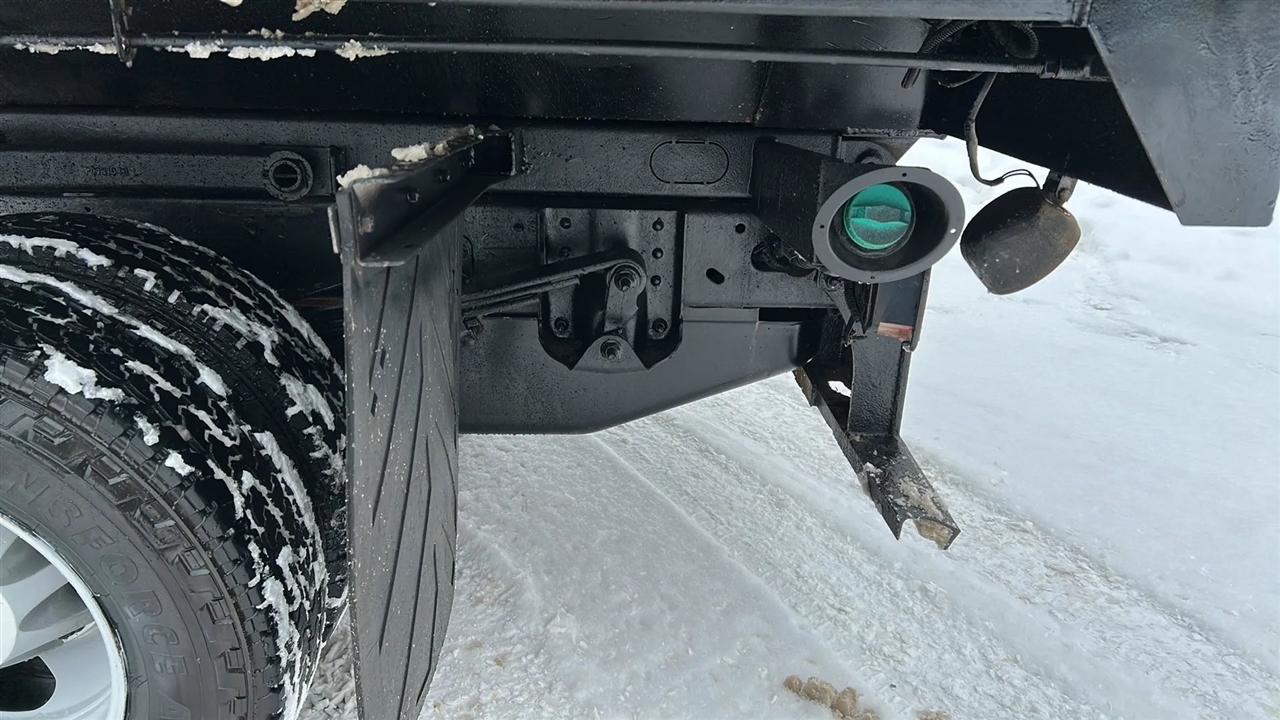 GMC Sierra 3500HD Base Long Box 4WD 2015