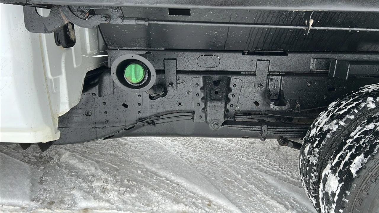 GMC Sierra 3500HD Base Long Box 4WD 2015