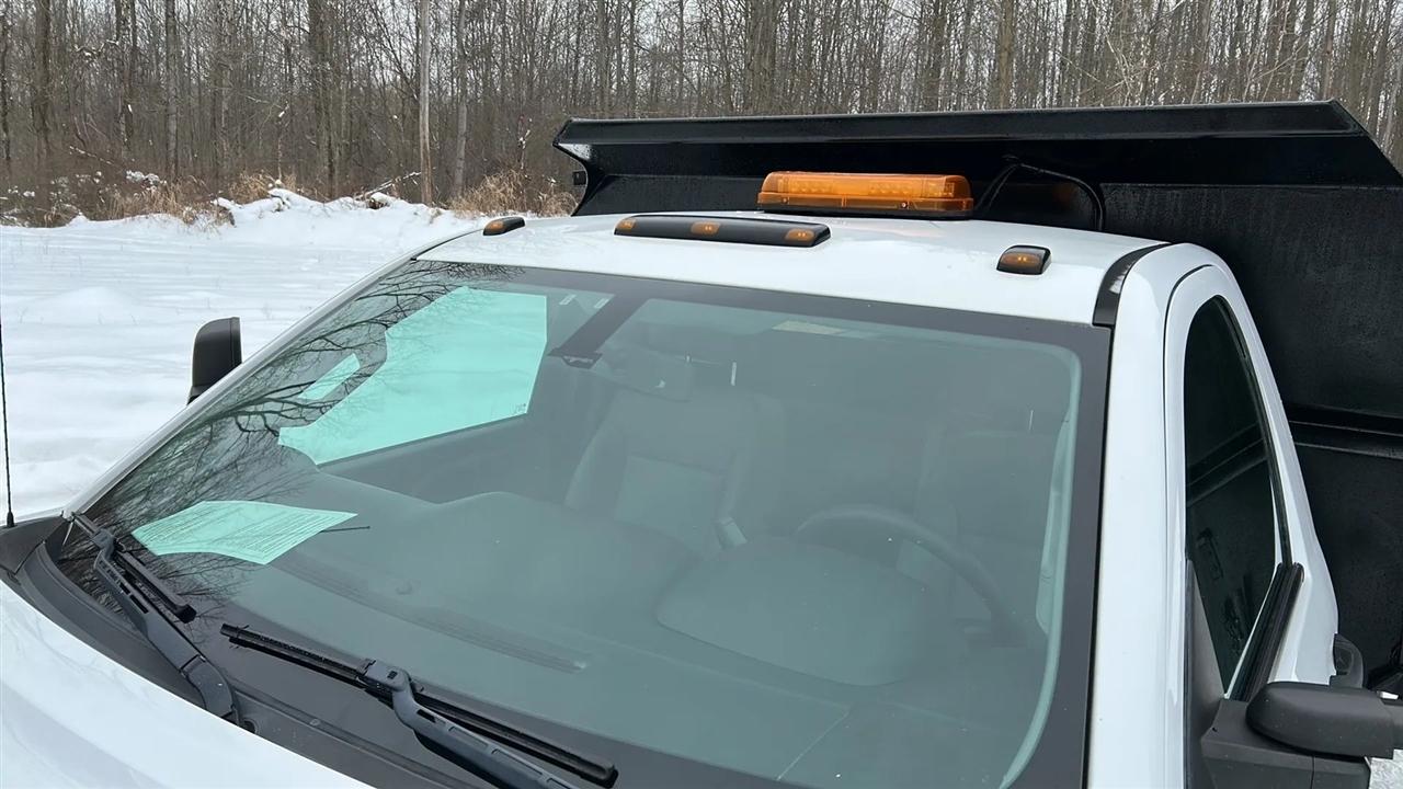 GMC Sierra 3500HD Base Long Box 4WD 2015