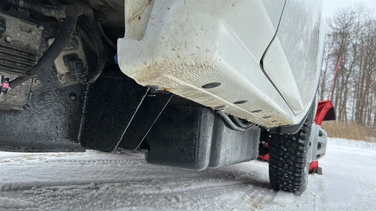 GMC Sierra 3500HD Base Long Box 4WD 2015