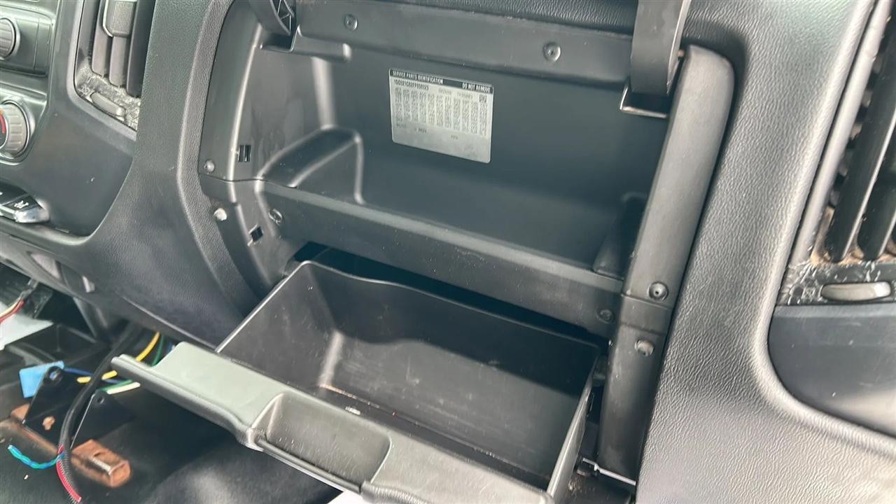 GMC Sierra 3500HD Base Long Box 4WD 2015