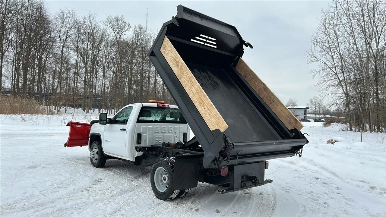 GMC Sierra 3500HD Base Long Box 4WD 2015