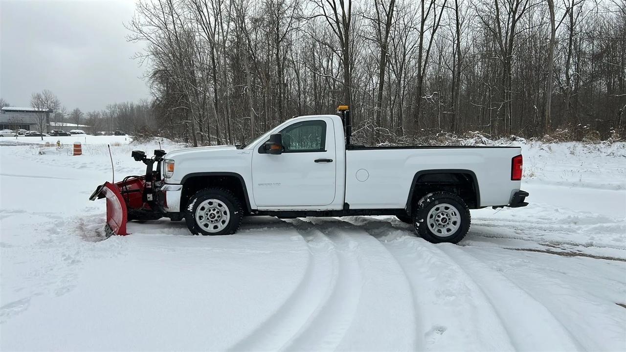 GMC Sierra 3500HD Base Long Box 4WD 2016