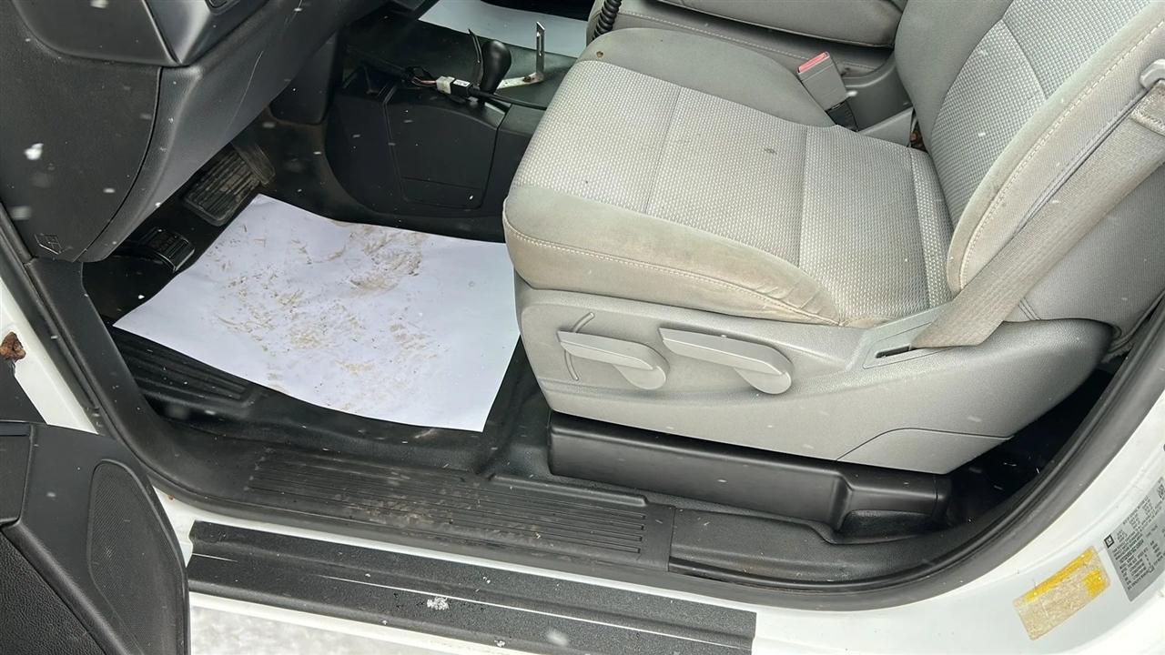 GMC Sierra 3500HD Base Long Box 4WD 2016