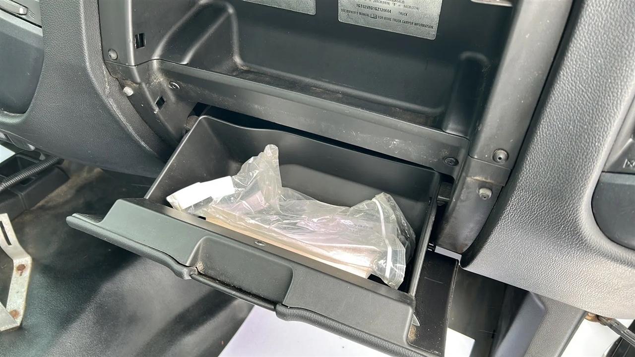 GMC Sierra 3500HD Base Long Box 4WD 2016