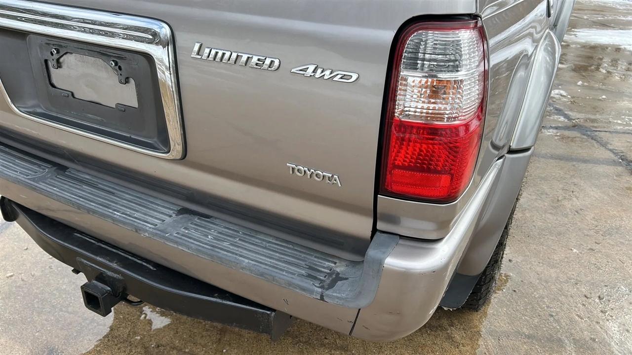 Toyota 4Runner Limited 4WD 2002