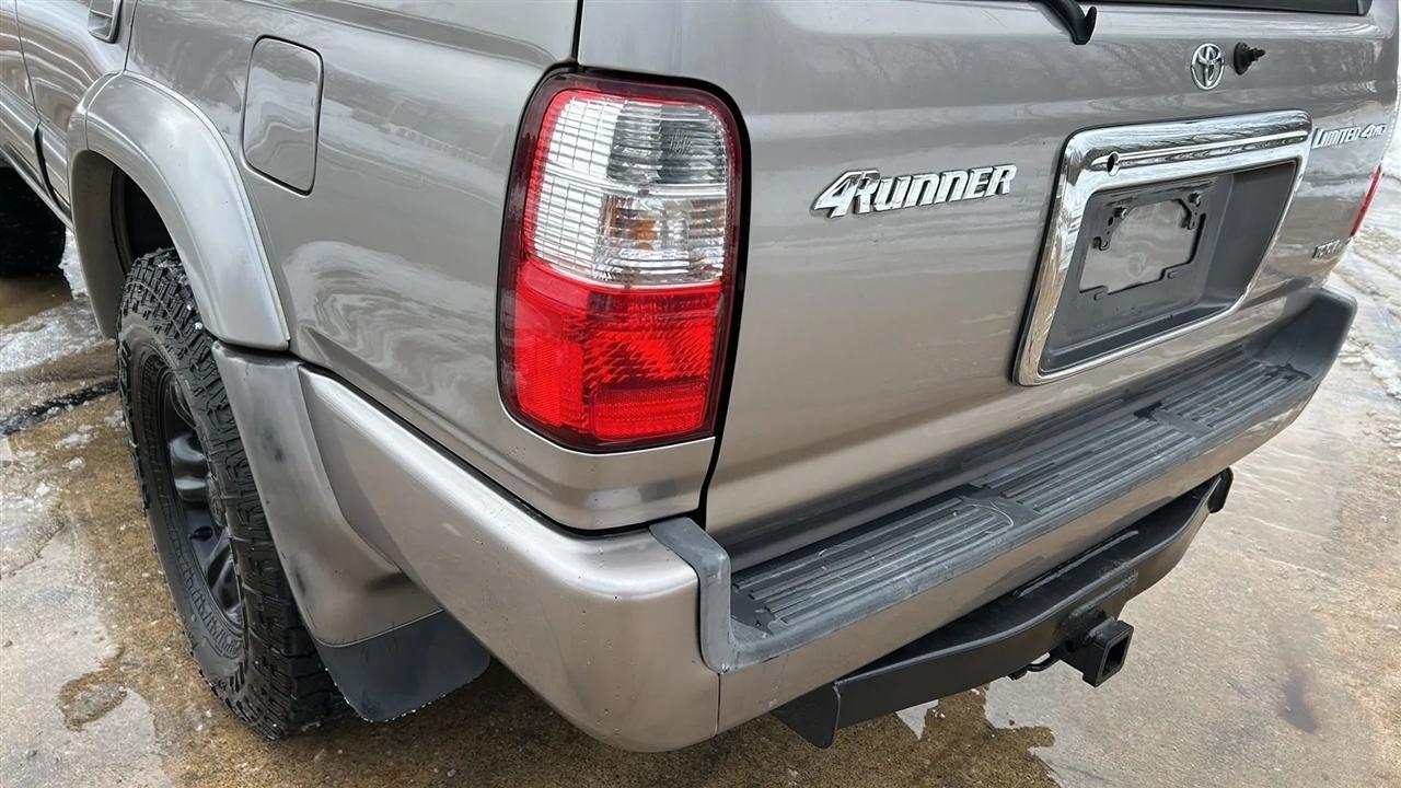 Toyota 4Runner Limited 4WD 2002