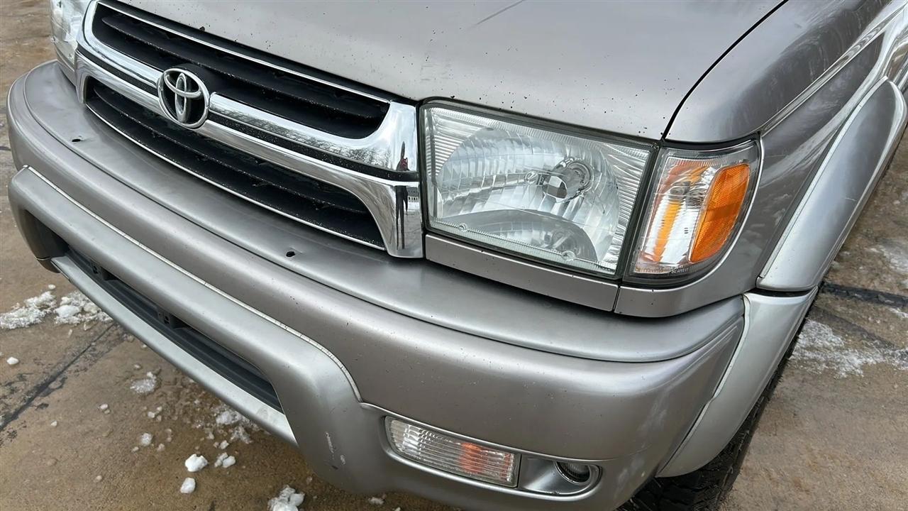Toyota 4Runner Limited 4WD 2002