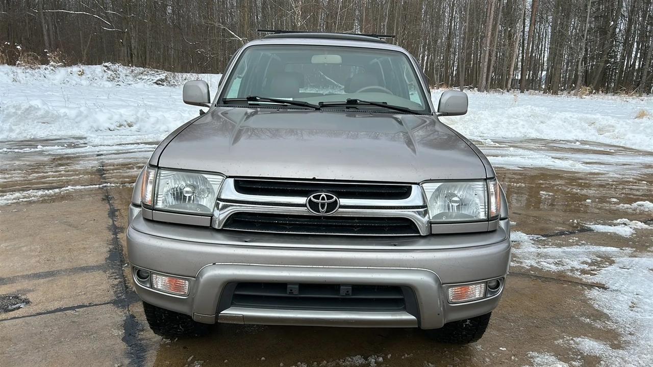 Toyota 4Runner Limited 4WD 2002