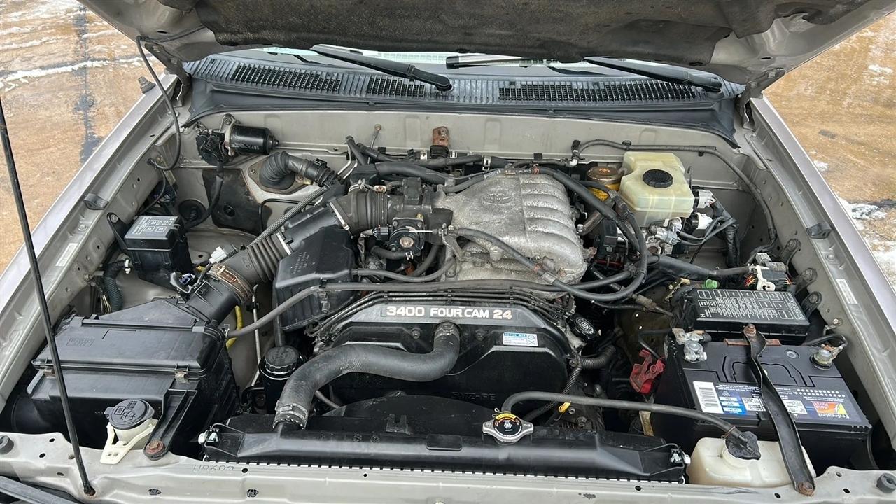 Toyota 4Runner Limited 4WD 2002