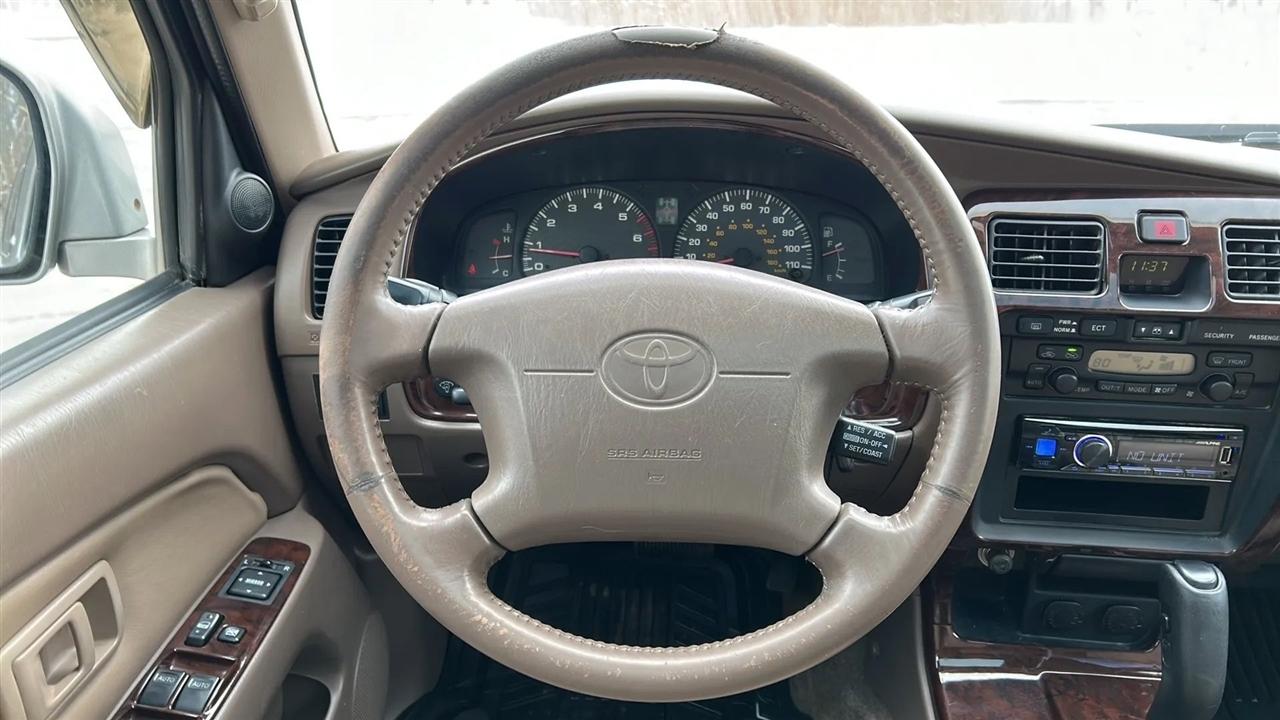 Toyota 4Runner Limited 4WD 2002