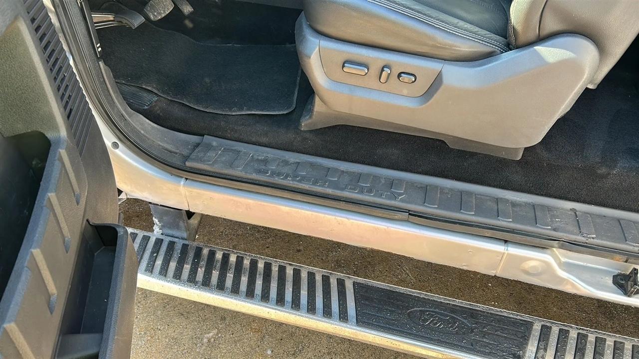 Ford F-250 SD Lariat SuperCab 4WD 2015