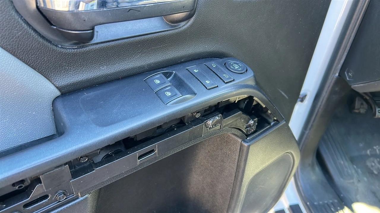 GMC Sierra 2500HD Base Long Box 4WD 2018