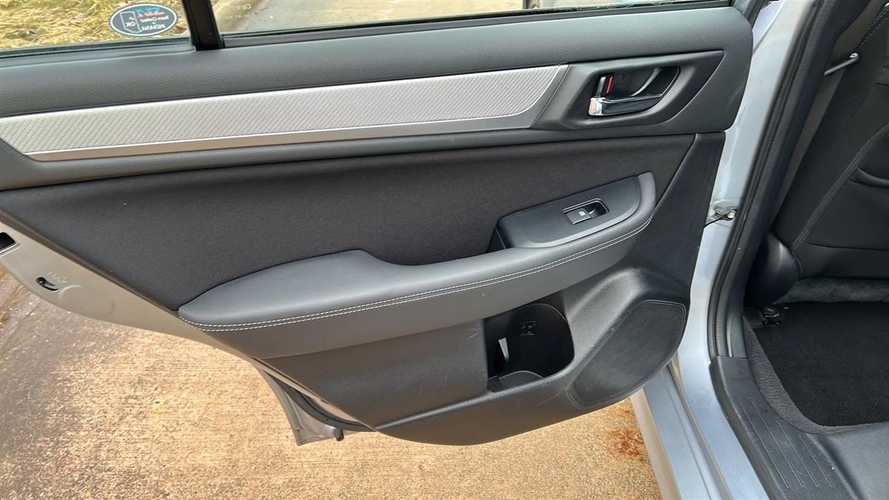 Subaru Legacy 2.5i Premium 2017