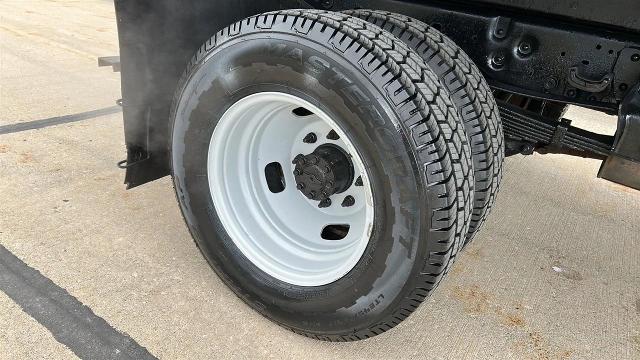 Ford F-350 SD XL DRW 4WD 2015