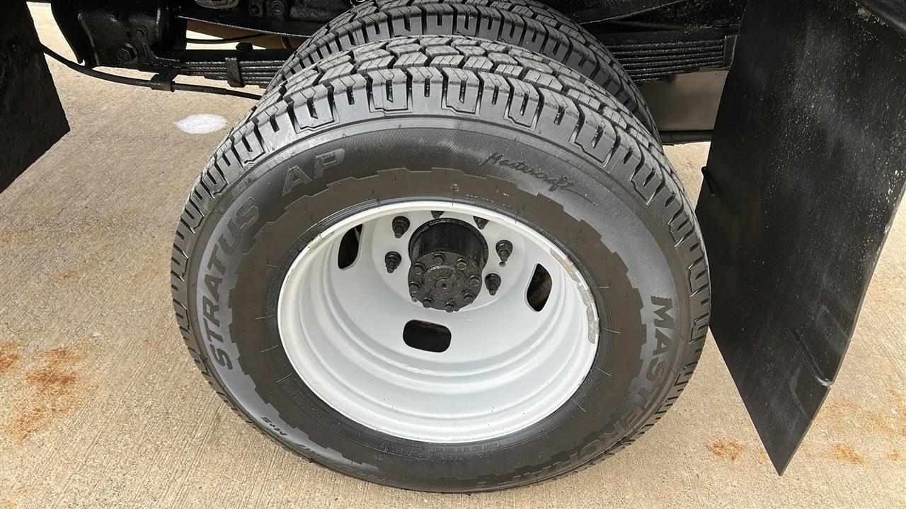 Ford F-350 SD XL DRW 4WD 2015