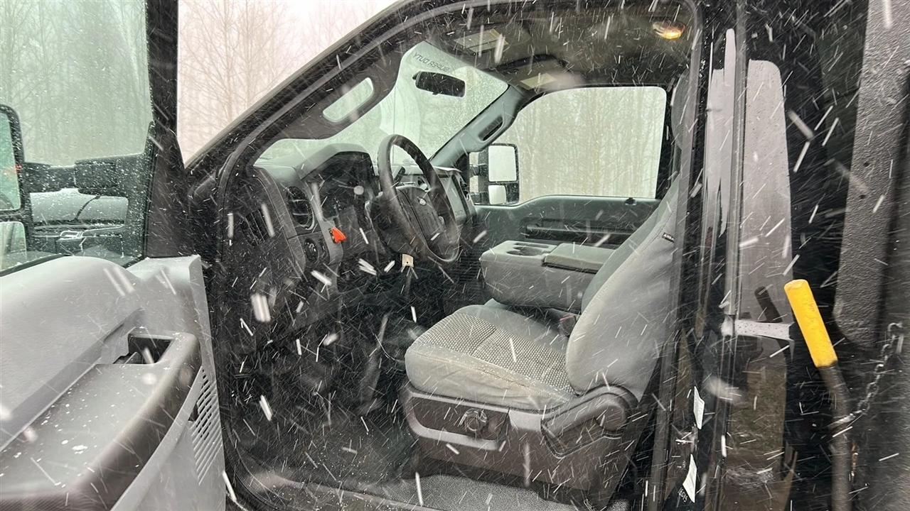 Ford F-350 SD XL DRW 4WD 2015