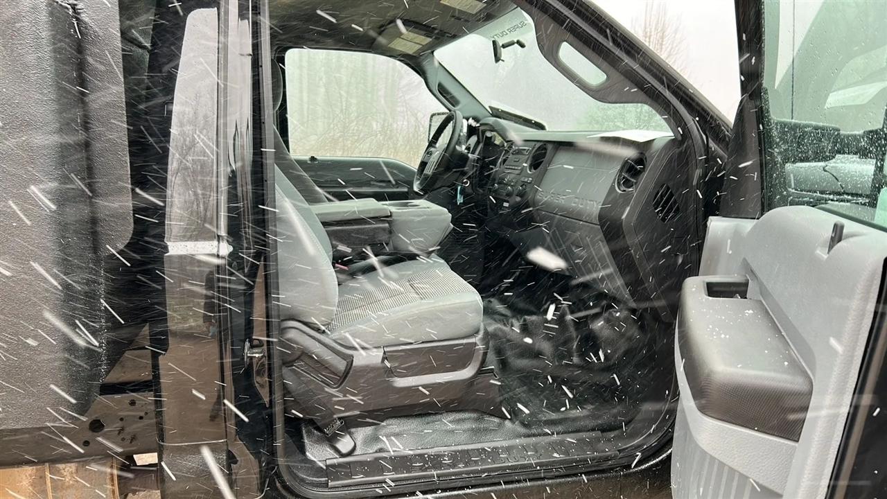 Ford F-350 SD XL DRW 4WD 2015