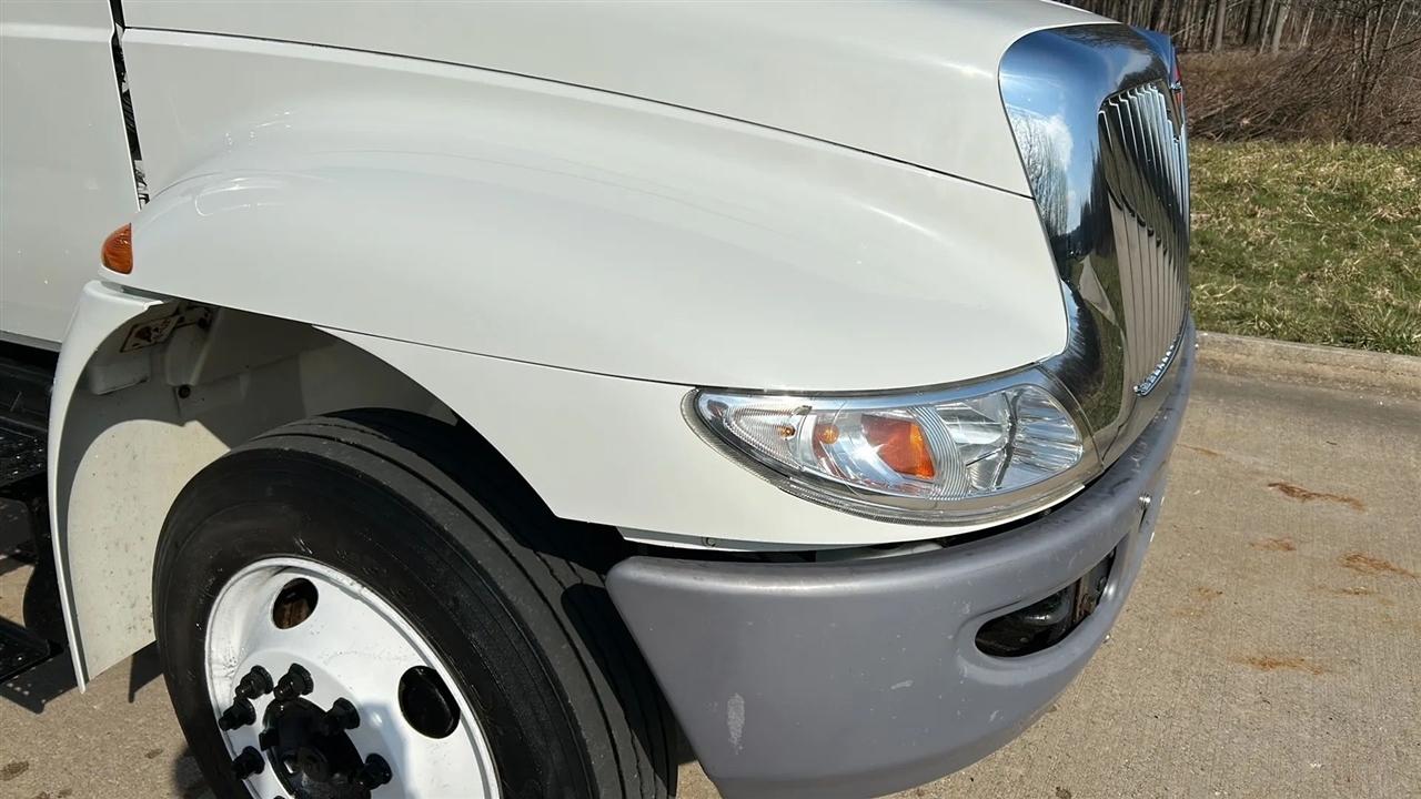 International 4300  2015