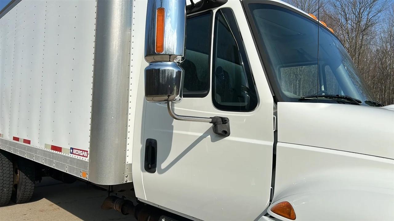 International 4300  2015