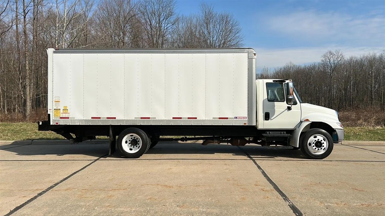 International 4300  2015